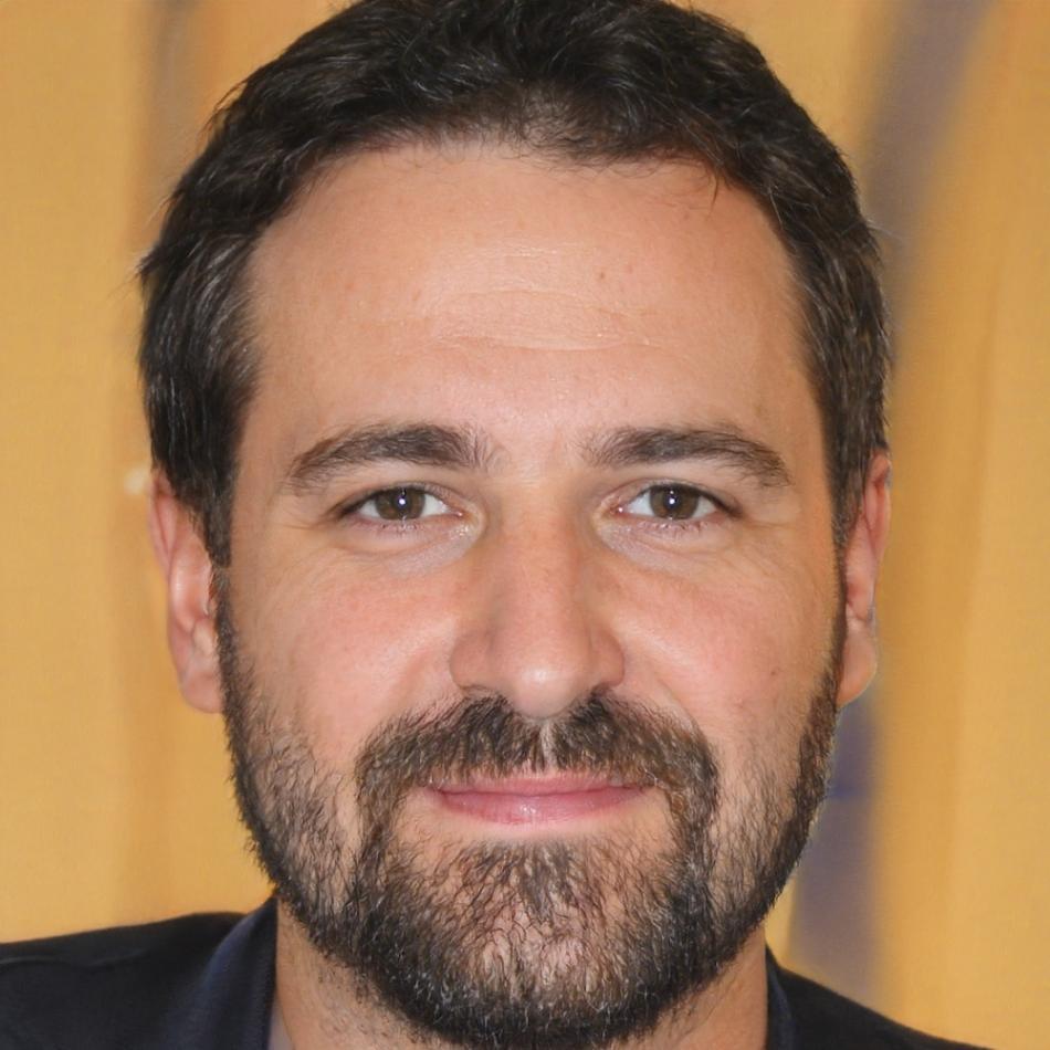 Rustam Tahmazli, lead design coordinator at Qrivosyne Xelconto